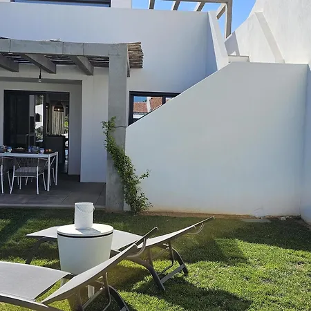 Maison Moderne Avec Jardin Prive Pres De Vilamoura - Pt-1-31 Quarteira