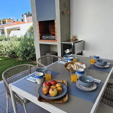 Maison Moderne Avec Jardin Prive Pres De Vilamoura - Pt-1-31 *