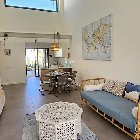 Maison Moderne Avec Jardin Prive Pres De Vilamoura - Pt-1-31 * Quarteira